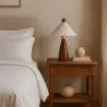 Lampe de table avec base en bois et abat-jour en ciment blanc - Ambiana image 7