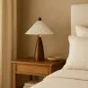 Lampe de table avec base en bois et abat-jour en ciment blanc - Ambiana image 7