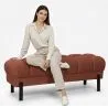 Banc de style Chesterfield tapissé en velours avec pieds en fer - Hamptons image 7
