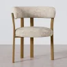 Fauteuil de <em>salle de séjour</em> avec <em>accoudoirs</em> <em>rembourrés</em> en Chenille – <em>Pieds</em> effet chêne – <em>Design ergonomique</em> et moderne – Okare image 7