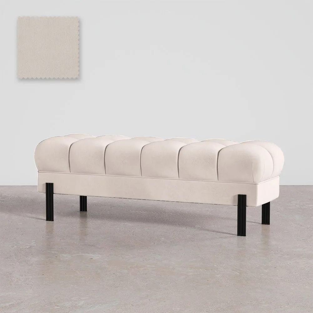Banc de style Chesterfield tapissé en velours avec pieds en fer - Hamptons image 8